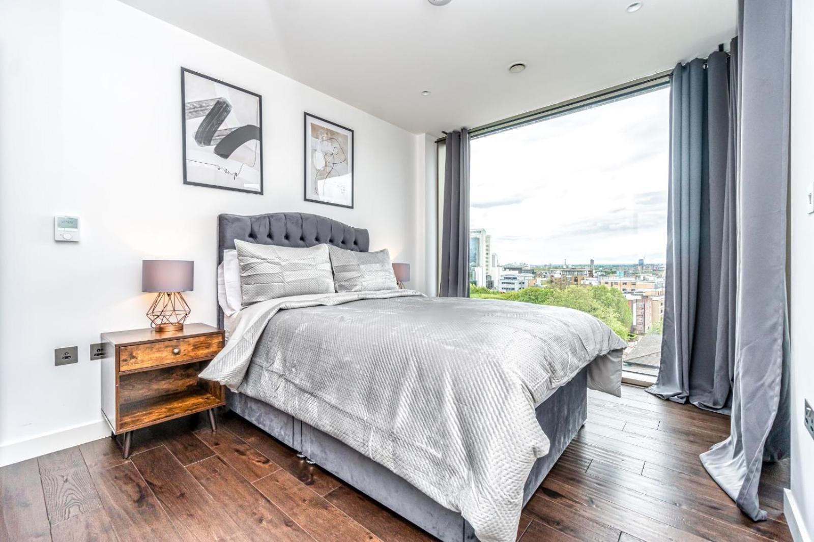 Luxury 2 Bedroom Apartment In Tower Hill Londres Extérieur photo